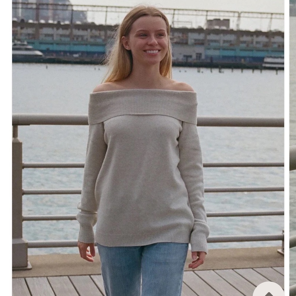 Brandy Melville Off-Shoulder Light Gray Sweater